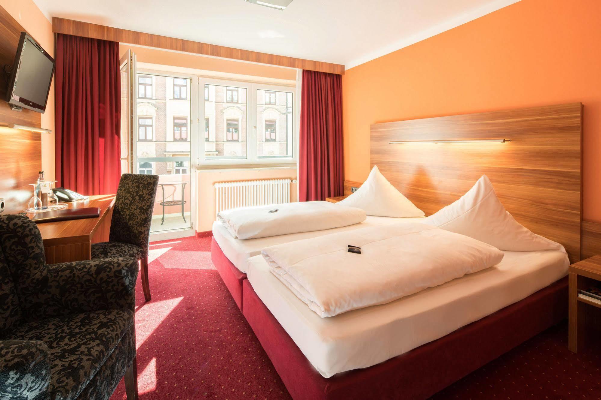 Hotel Isartor Münih Dış mekan fotoğraf
